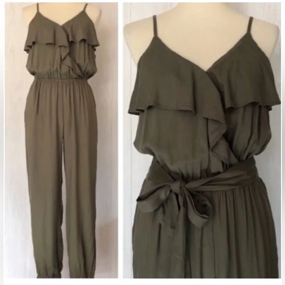 American Eagle Outfitters Army Green Jumpsuit MEDIUM - Picture 2 of 9